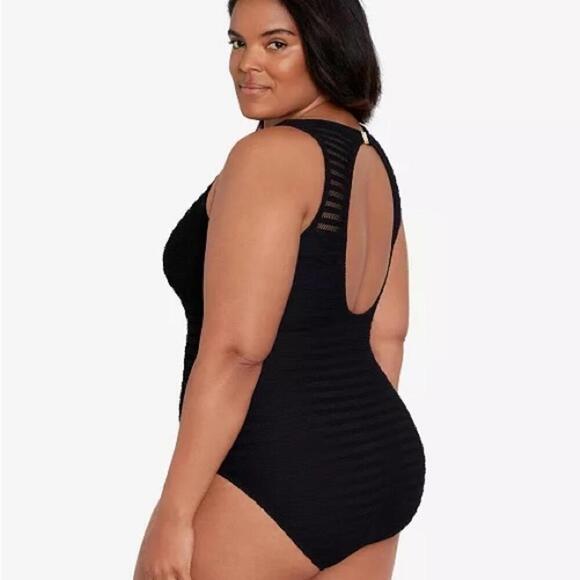Lauren Ralph Lauren Plus Size Shadow Stripe OnePiece Swimsuit Ottoman - Picture 4 of 13